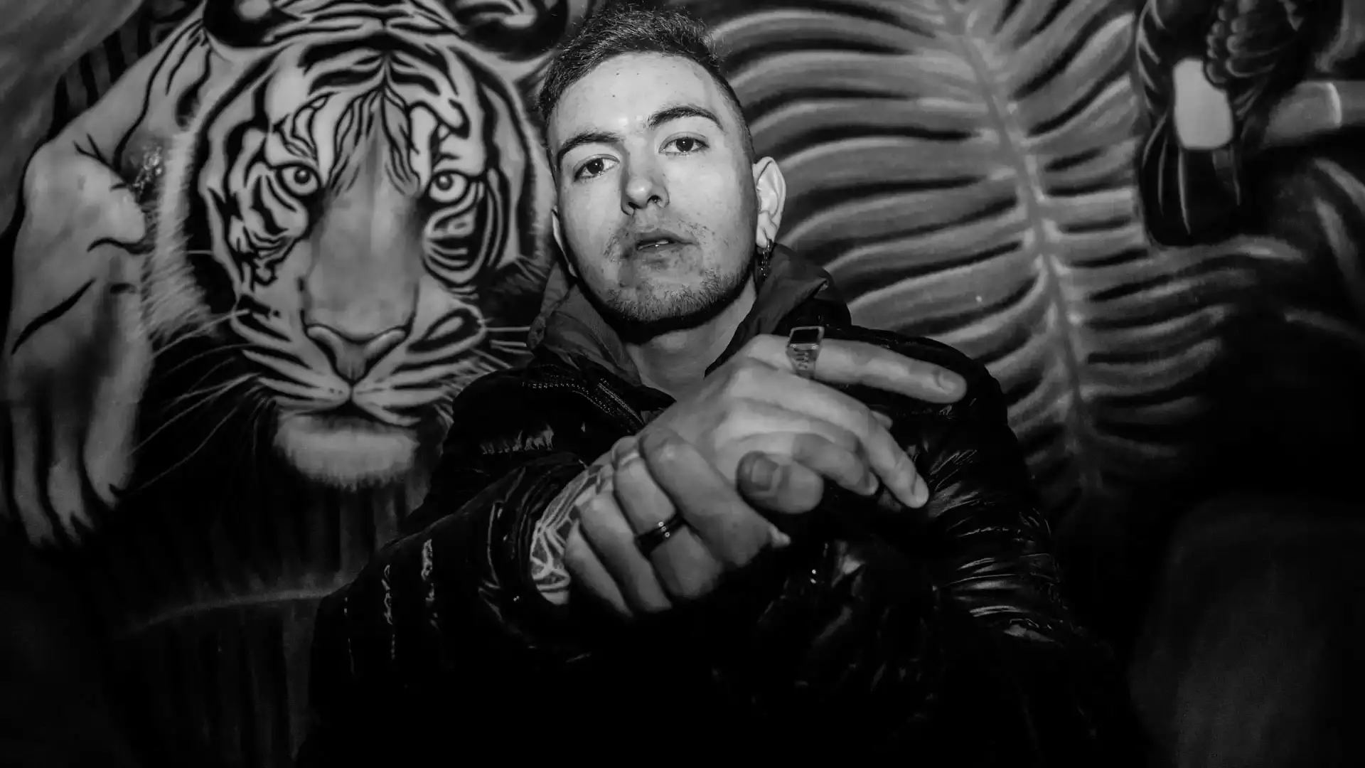 Realness soltó "BLIND"